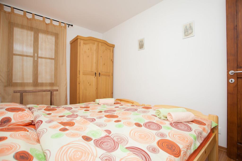 Apartment Zdenac Rovinj Exterior photo