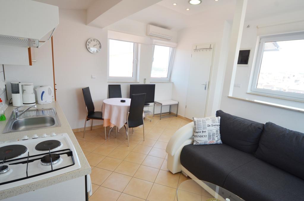 Apartment Zdenac Rovinj Exterior photo
